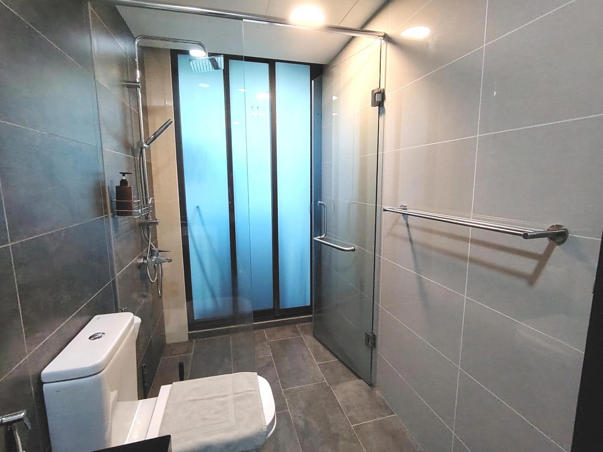 Almas Suites Poolview Netflix 100Mbps Bystay 努沙再也 外观 照片